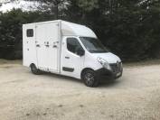 Camion chevaux 2020 105 000 kms carrosserie neuve 