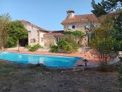 Superbe propriété Maison, stabulation, 2 hectares foret