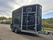 Horse trailer Ifor Williams HB 511 OBLIQUE PP 2 Stalls 2017 Used