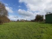 Bâtiments Agricoles sur environ 15 ha