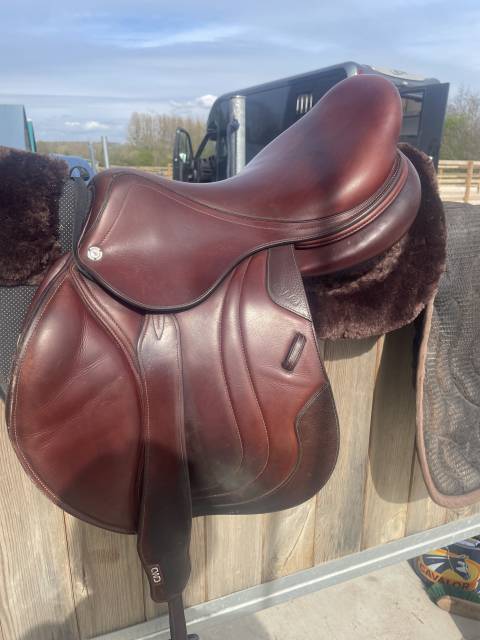 Selle cwd à vendre 