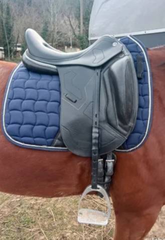 Selle de dressage prestige