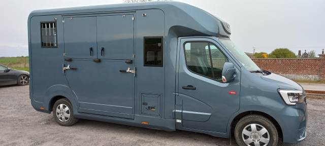 Camion vl chevaux stx 5p