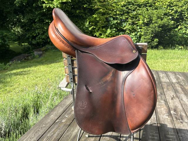 Selle bruno delgrange modèle partition 17,5 pouces