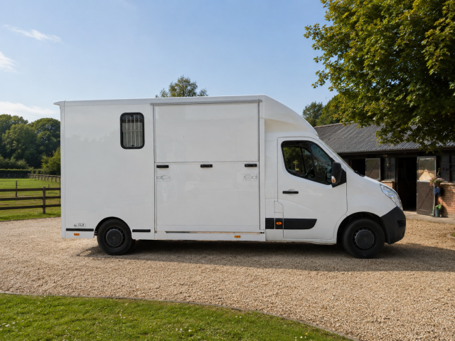  renault master – 2017 - 135cv – 75 000km - stalle acr