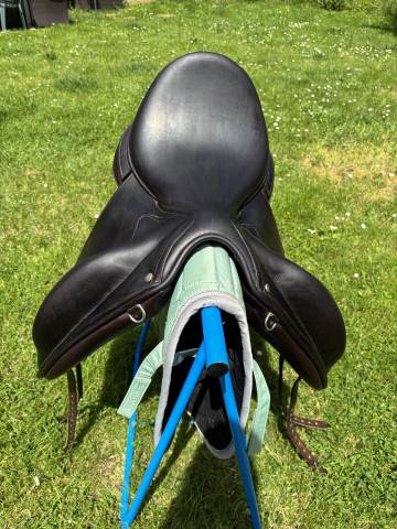 Selle dressage childeric dpl 17'5 2020