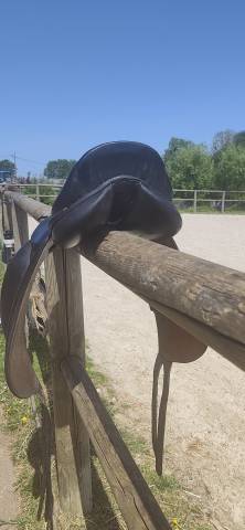 Selle de dressage bellincourt 17,5