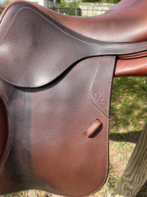 Selle cwd se02 taille 18
