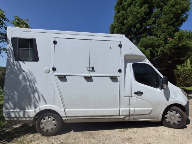 Camion 2 chevaux 