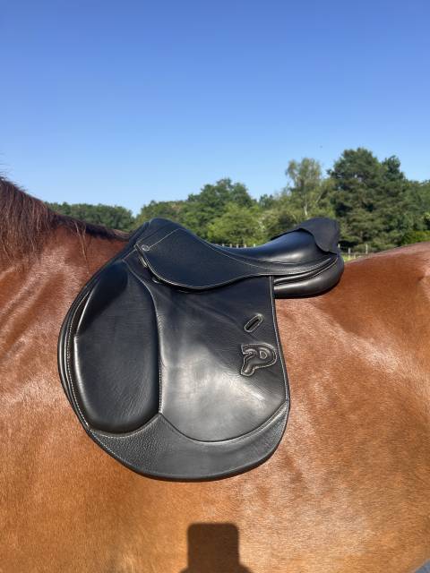 Selle noir
