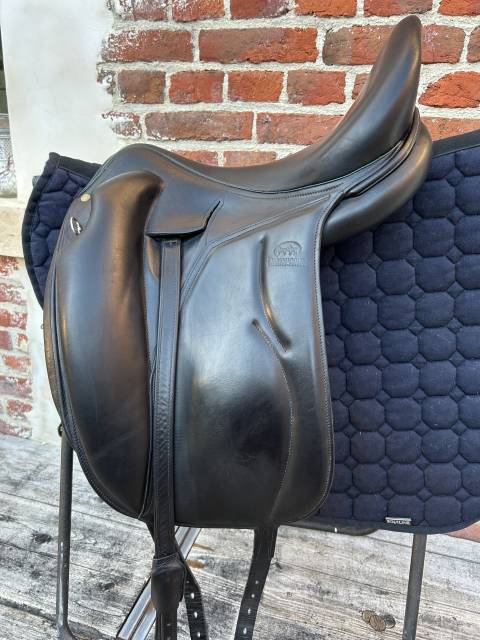 Selle devoucoux dressage