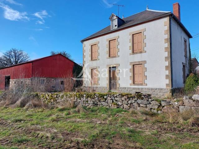 Propriété bâtie de 37h30 en limite du puy-de-dôme