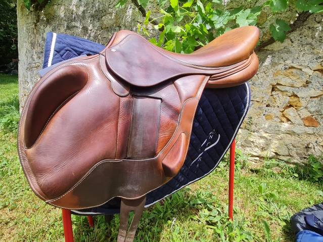 Selle cross antares 18
