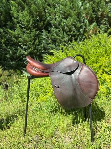 à vendre : selle cwd 18 pouces