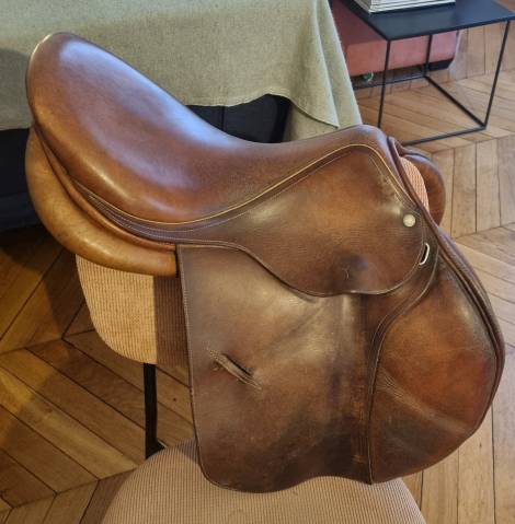 Selle mixte d'occasion childeric 17,5