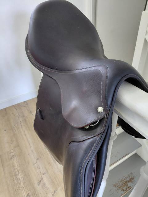 Selle devoucoux 17