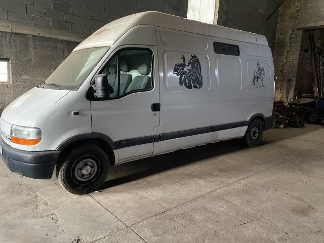 Renault master année 2000  212 000km