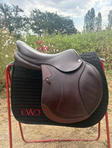 Selle cheval 17,5