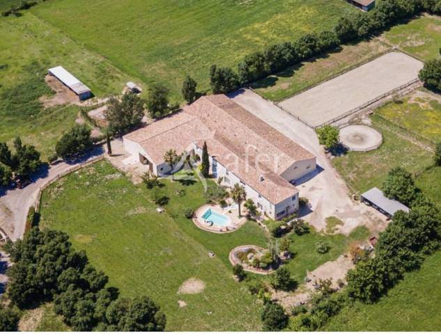 Propriété équestre d'exception de 9 hectares entre montpell