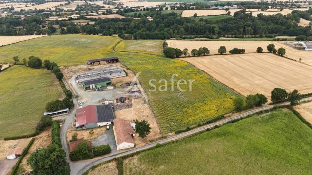 Maison avec bâtiments en vendée