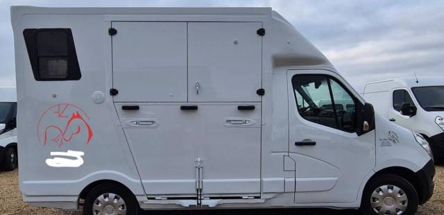 Renault master camion chevaux