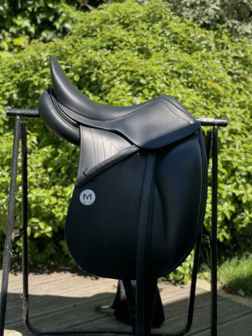 Selle de dressage meyer