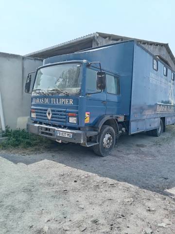 à vendre camion 7 places chevaux 