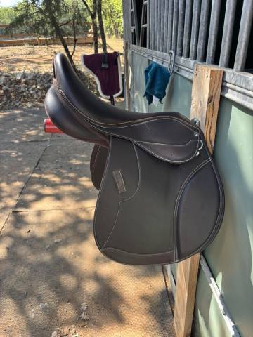 Selle norton marron synthétique et cuir