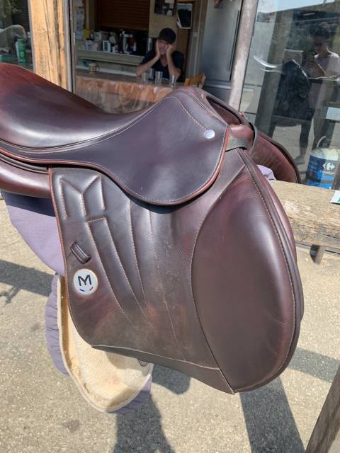 Selle meyer 17 pouces modèle marianne