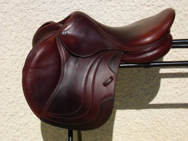 Selle cwd se02 doublée veau 17'5