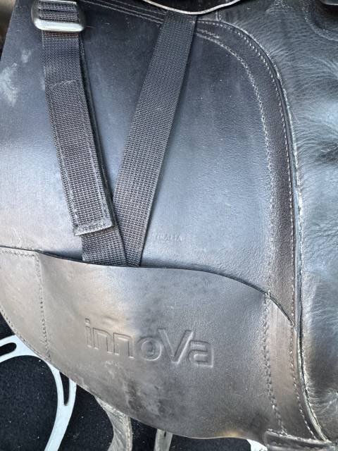 Selle bates innova dressage 17,5p