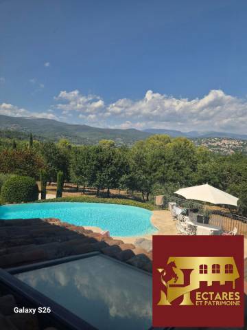 Fayence (83) propriété équestre de charme. coup de coeur !