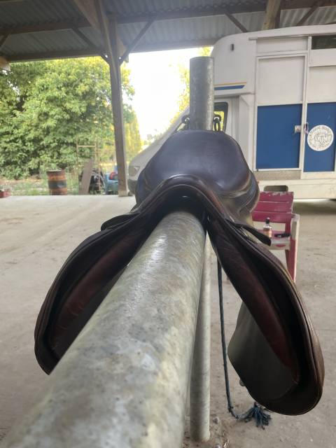 Selle antarès 17,5