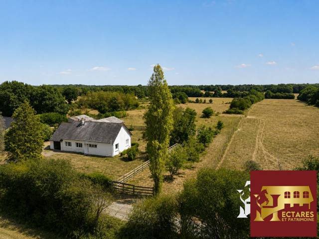Maison malville 7 pièce(s), 114 m2 et 2,7 hectares