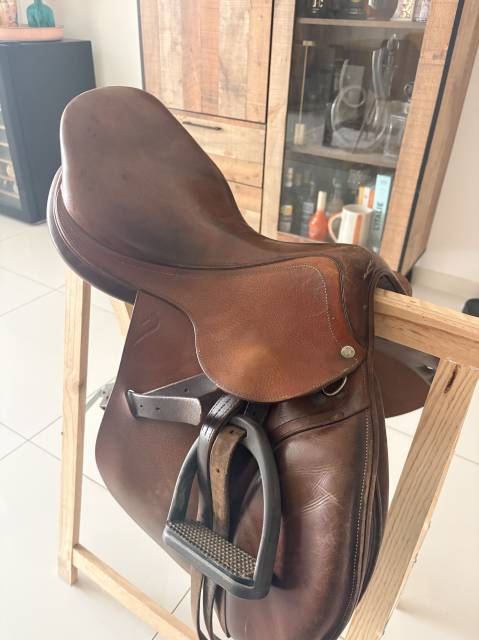 Selle antarès 17,5