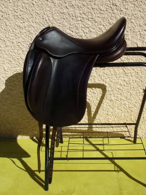 Selle dressage childeric dsc 18'