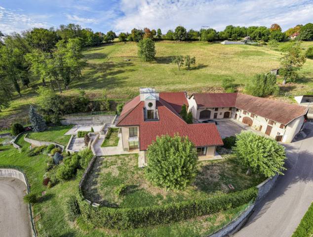 Propriété d’architecte sur 4,6 hectares