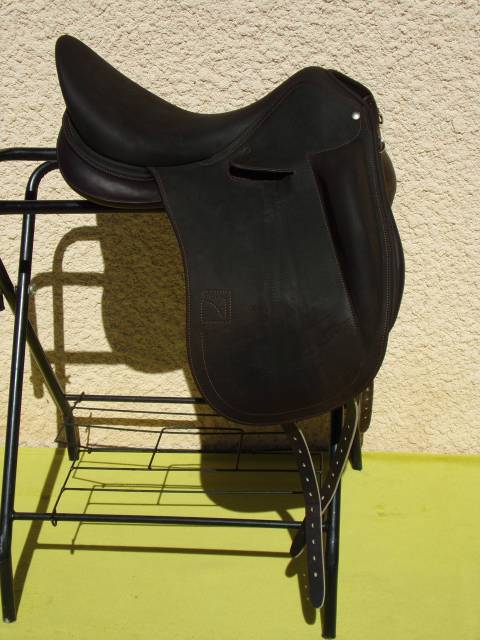 Selle dressage childeric dpl 17'5 neuve