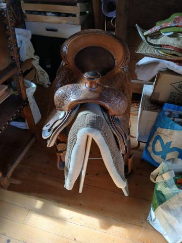 Vends selle d'équitation western