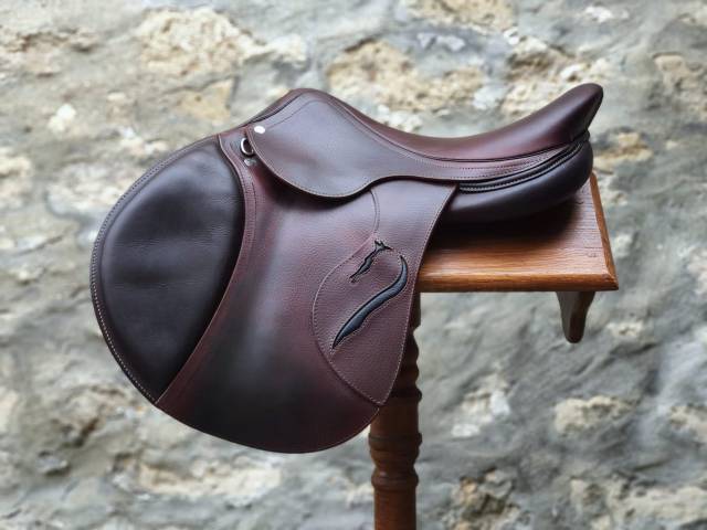 Selle antares connexion 17“