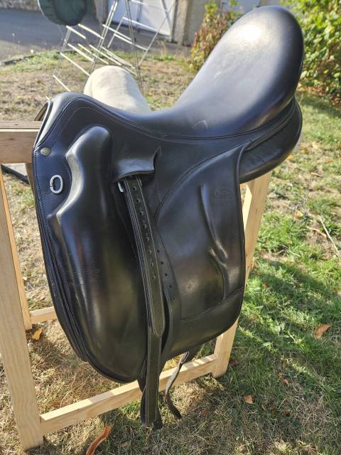 Selle dressage devaucoux