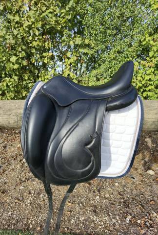 Selle complète dressage antares cadence
