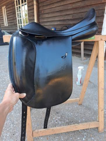 Selle dressage equipe emporio 17'5