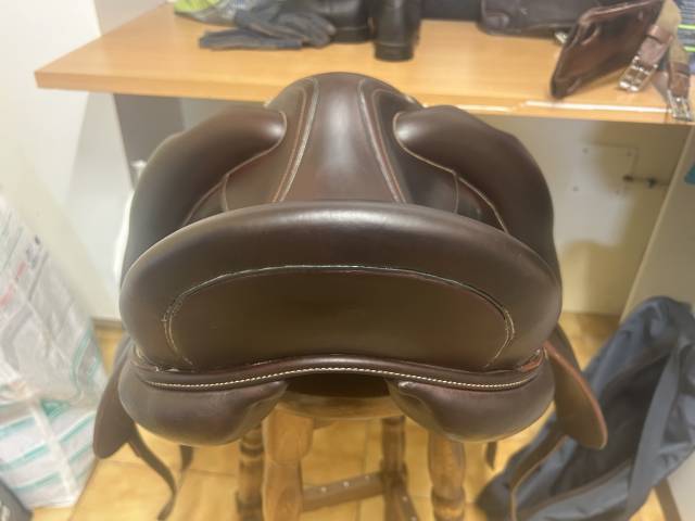 Selle dressage devoucoux