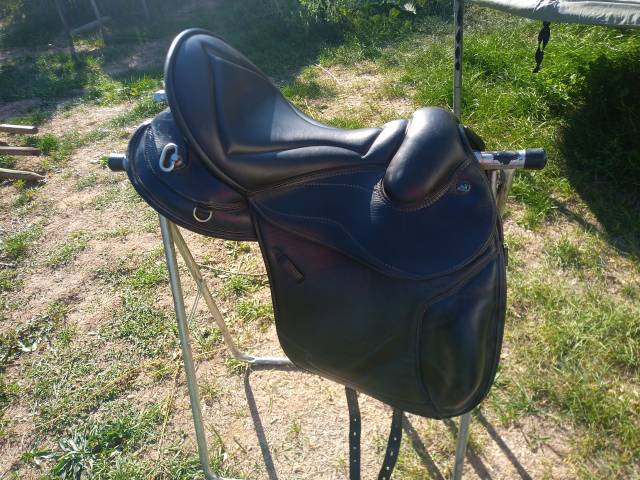 Selle de randonnée prestige atena 17