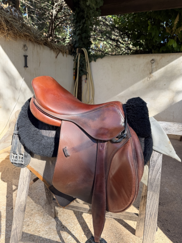 Selle équitation belloir 17,5