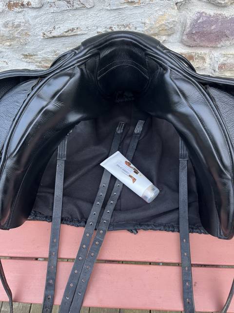 Selle dressage fairfax low wither