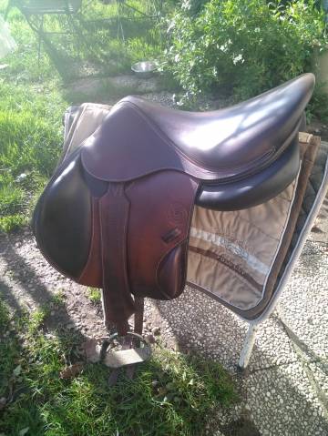 à vendre selle forestier boekelo monoquatier 17'