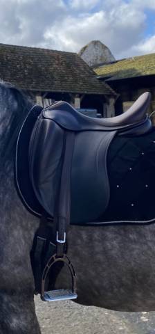 Selle dressage childeric