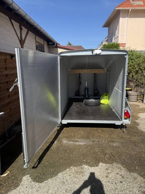 Vends remorque debon 1300 cargo